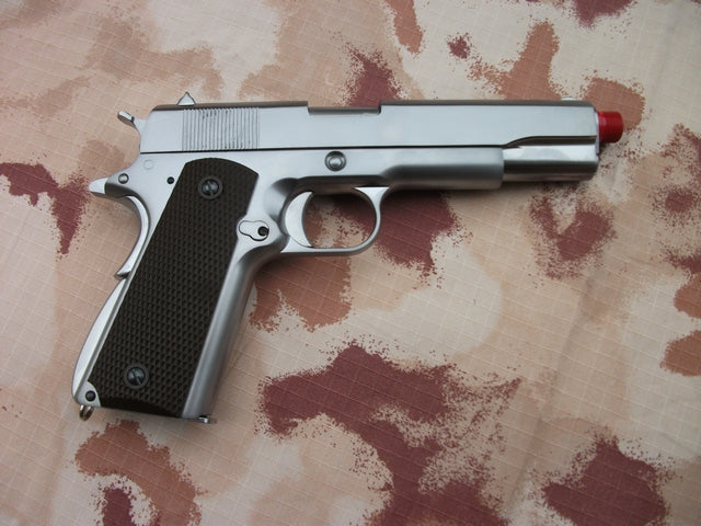 1911 Chrome Silver Plated Full Metal Scarrellante a Gas by WE