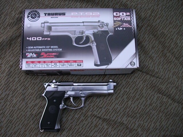 PT92 Taurus Satin Chrome Beretta Type Co2