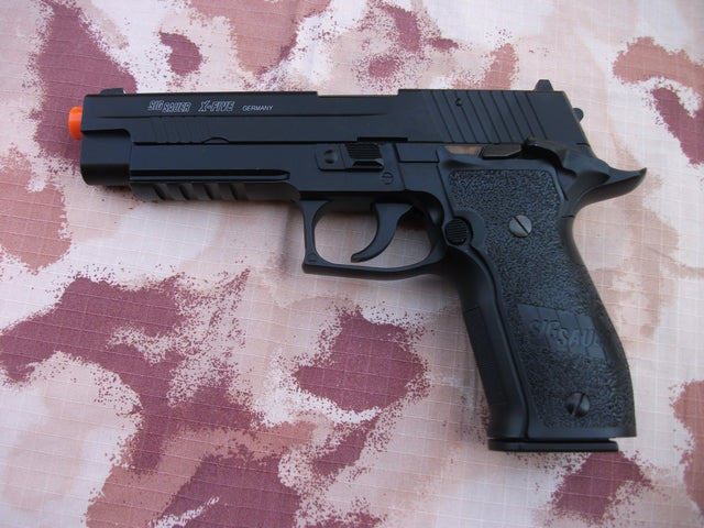 X-Five P226 Sig Sauer Co2 Scarrellante by Cybergun